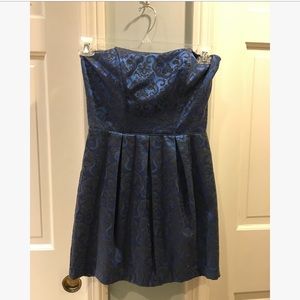 Strapless blue party dress
